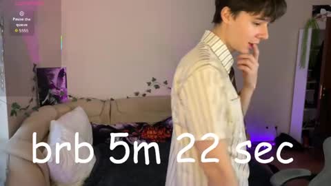 Anthony online show from April 4, 4:33 am