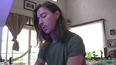 Snapshot of antinoo_gnothi chatting on January 14, 1:06 pm Antinoo Gnothi online show from January 14, 1:06 pm