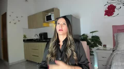 Snapshot of antocolby24 chatting on February 6, 10:02 pm Anto online show from February 6, 10:02 pm