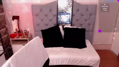 antolyh_c online show from November 10, 12:15 pm