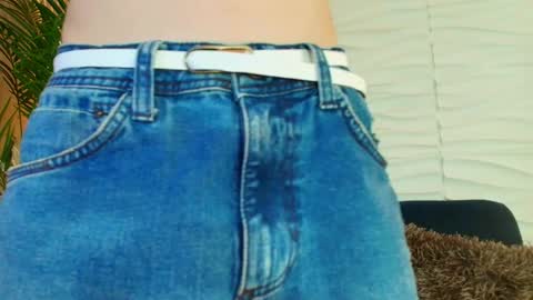 Snapshot of anton__monacu chatting on December 3, 9:02 pm anton__monacu online show from December 3, 9:02 pm