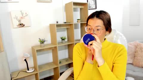 Snapshot of antoneella__ chatting on September 19, 12:17 pm Antonella online show from September 19, 12:17 pm