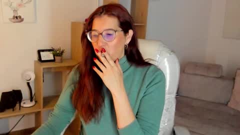 Snapshot of antoneella__ chatting on November 4, 12:26 pm Antonella online show from November 4, 12:26 pm