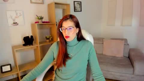 Snapshot of antoneella__ chatting on November 24, 12:16 pm Antonella online show from November 24, 12:16 pm