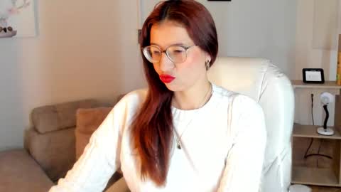 Snapshot of antoneella__ chatting on December 5, 12:14 pm Antonella online show from December 5, 12:14 pm