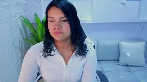 Antonela online show from September 29, 12:43 pm