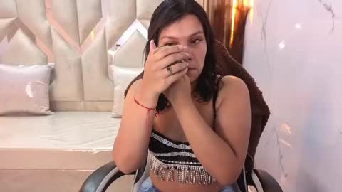 Antonela online show from November 28, 1:03 pm