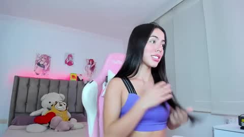 Snapshot of antonella_28_ chatting on January 13, 7:53 pm Antonella online show from January 13, 7:53 pm