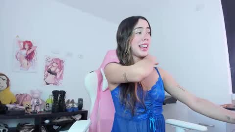 Snapshot of antonella_28_ chatting on October 21, 8:31 pm Antonella online show from October 21, 8:31 pm