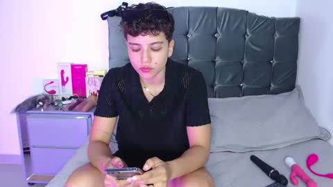 Snapshot of antonella_cruz02 chatting on June 17, 3:31 am anto ford02 online show from June 17, 3:31 am