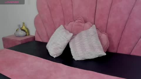 antonella_foxxxx online show from June 2, 12:29 pm