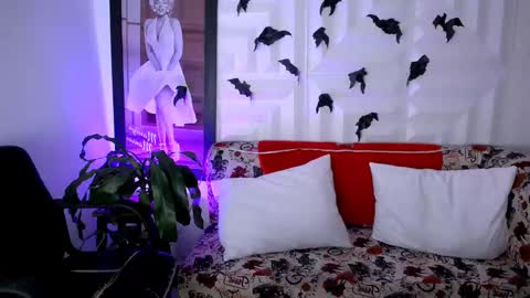 antonella online show from October 31, 9:38 pm