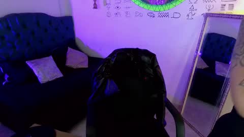 Snapshot of antonella_miller18 chatting on September 25, 3:21 am Antonella online show from September 25, 3:21 am