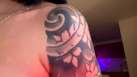 Anto  online show from October 22, 1:17 am