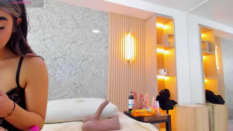 Anto online show from November 19, 7:36 pm