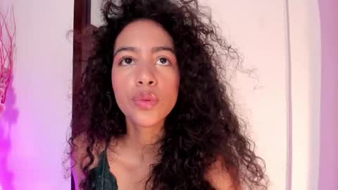 AntonellaHall  online show from March 24, 7:19 pm