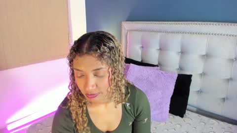 Sarah online show from January 28, 3:46 pm