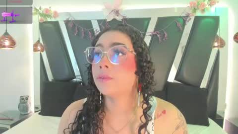 A N T O N E L L E  online show from July 15, 11:26 am