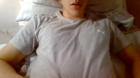 Snapshot of antonio_ricci chatting on March 3, 6:26 am antonio_ricci online show from March 3, 6:26 am