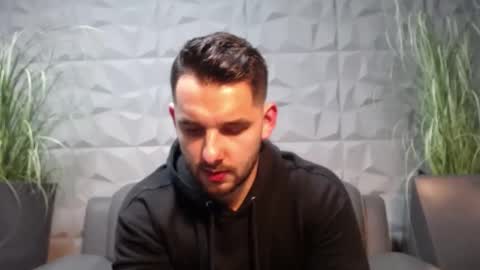 HI My name is Antonio online show from February 11, 8:10 pm