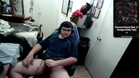 Snapshot of antonnastyfreak chatting on November 3, 10:32 pm antonnastyfreak online show from November 3, 10:32 pm