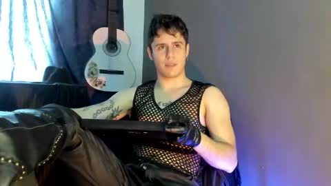 antonnello_ online show from November 30, 4:33 pm