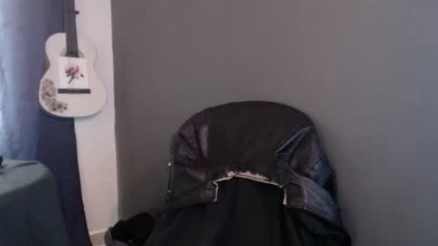 Snapshot of antonnello_ chatting on January 14, 4:45 pm antonnello_ online show from January 14, 4:45 pm