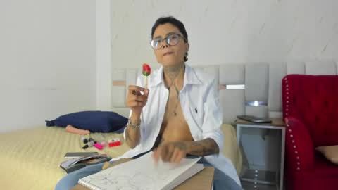 antony_d_ossa online show from May 13, 8:16 pm