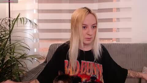 Snapshot of anttoniia chatting on March 16, 1:04 pm Antonia online show from March 16, 1:04 pm