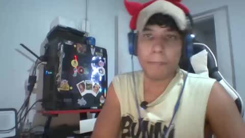 AnuarDHM online show from November 4, 4:55 am