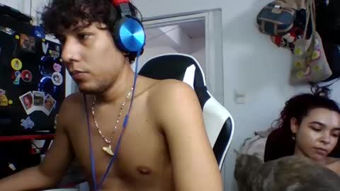 AnuarDHM online show from November 7, 2:50 pm