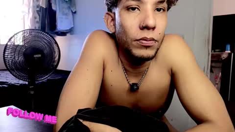 AnuarDHM online show from December 19, 6:37 pm