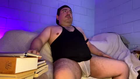 Snapshot of anuarfox chatting on February 19, 7:39 am AnuarFox online show from February 19, 7:39 am