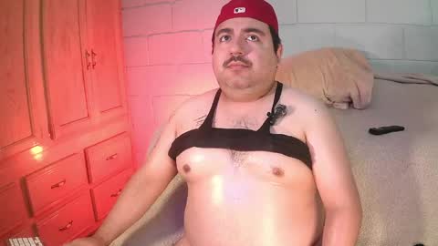AnuarFox online show from May 26, 7:10 pm