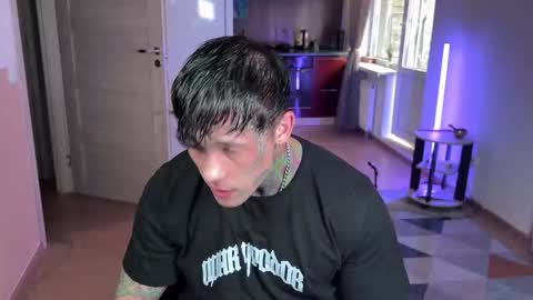 Tom online show from March 26, 10:54 am