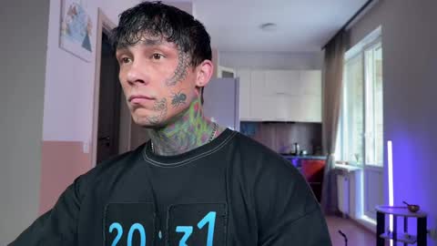 Tom online show from April 1, 7:42 am