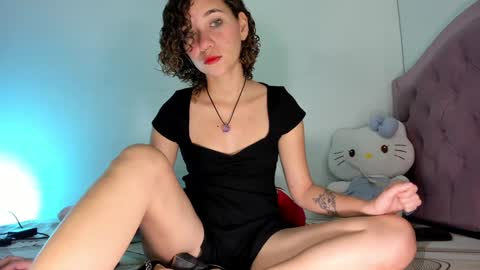 Any online show from December 3, 6:49 pm