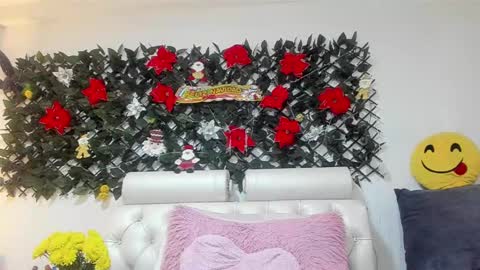 any mour online show from December 24, 4:30 pm