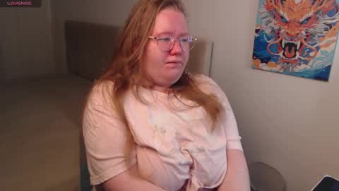 Snapshot of anya_muna chatting on December 7, 6:04 pm Anya Muna online show from December 7, 6:04 pm