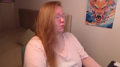 Snapshot of anya_muna chatting on December 19, 4:13 pm Anya Muna online show from December 19, 4:13 pm