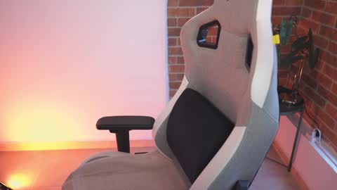 anya online show from February 4, 2:53 pm