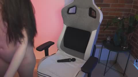 anya online show from March 6, 6:59 pm