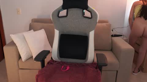 anya online show from March 26, 8:03 pm