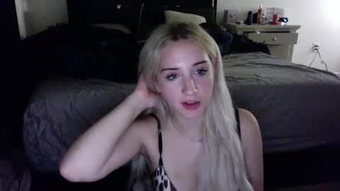 Anya online show from May 6, 5:03 am