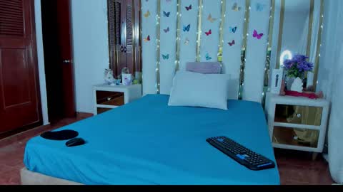 Snapshot of anyelamature chatting on September 26, 12:47 am Anyela online show from September 26, 12:47 am