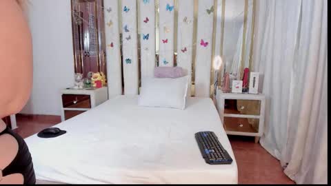 Anyela  online show from January 19, 2:48 am