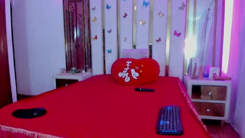 Anyela  online show from May 25, 3:34 am