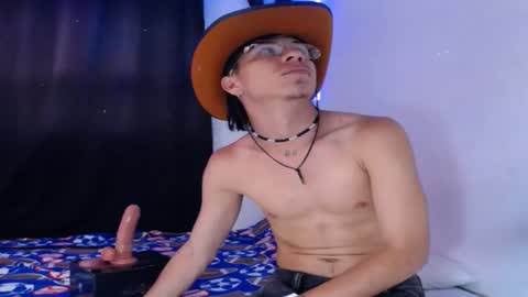 anyelo_sexyhot online show from March 4, 3:18 pm