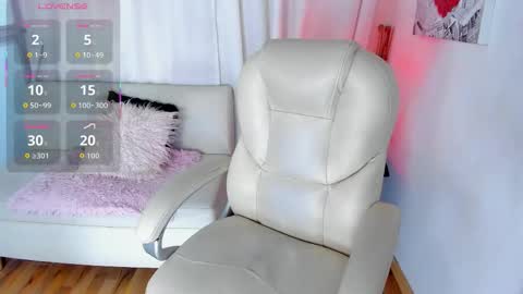 Snapshot of anyi_restrepo chatting on October 16, 12:06 pm Anyi online show from October 16, 12:06 pm