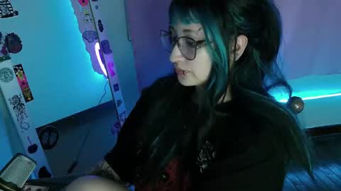 aoi_dandelion online show from October 27, 12:36 am